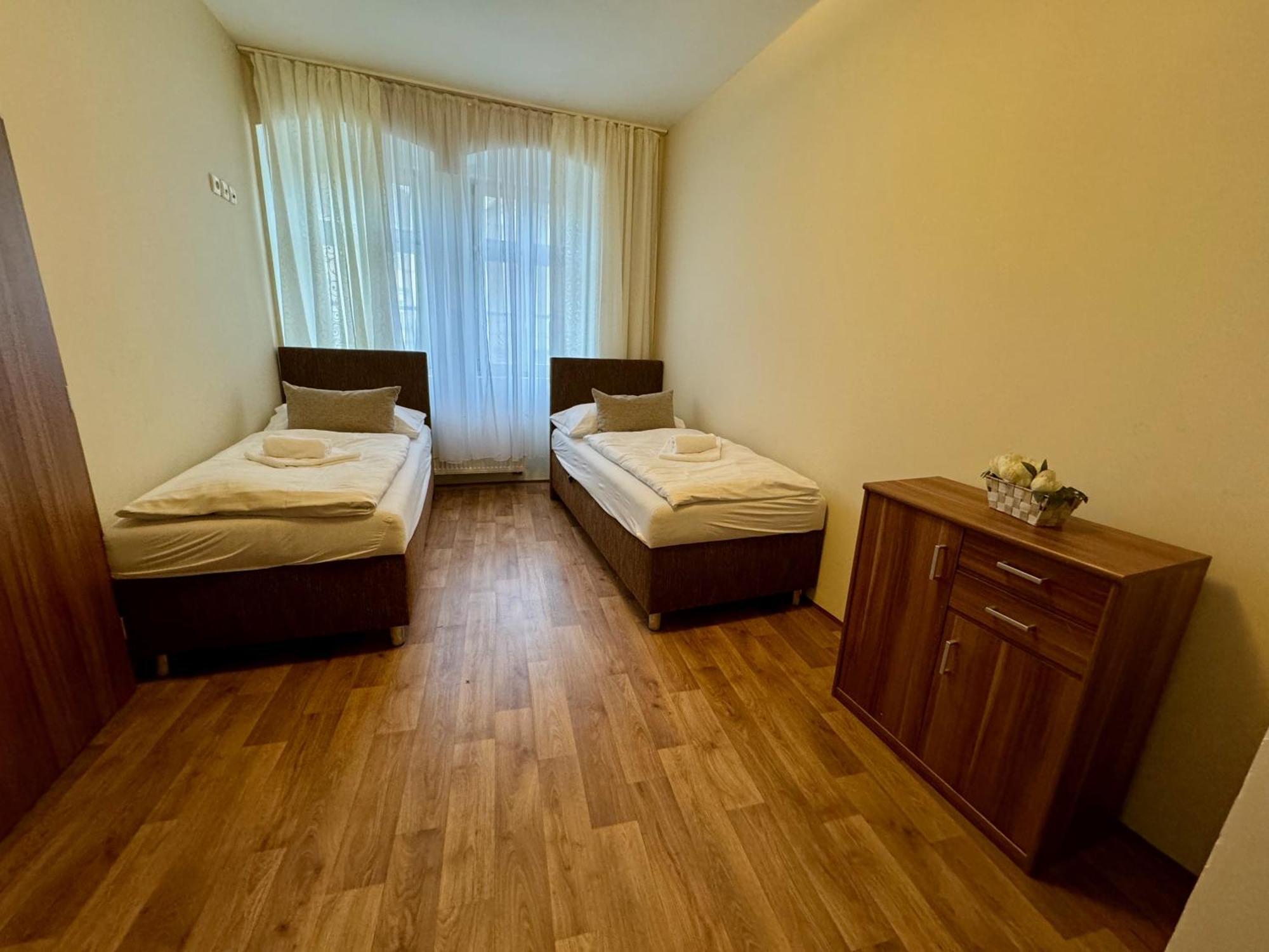 Apartmany Laubeho Namesti Teplice Extérieur photo